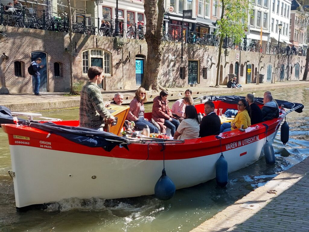 Grachtentocht lunch en borrel Varen in Utrecht